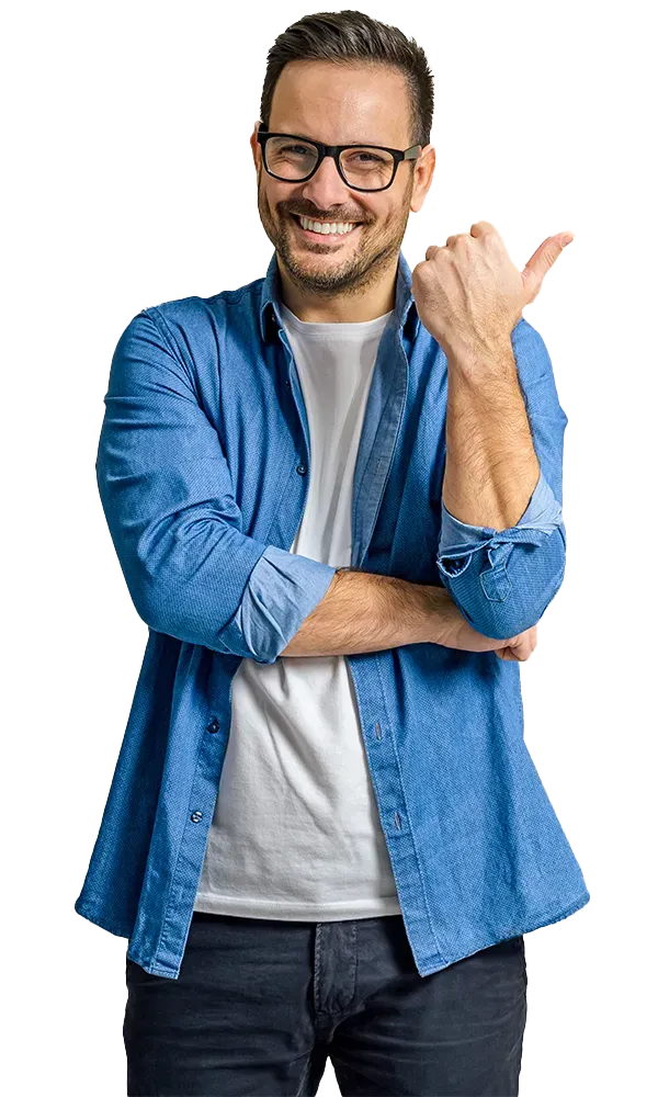 Mann zeigt Schritte vom Büroumzug 